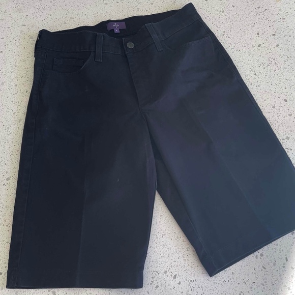NYDJ Black Cotton Bermuda Shorts | Size: 4 - Picture 4 of 15